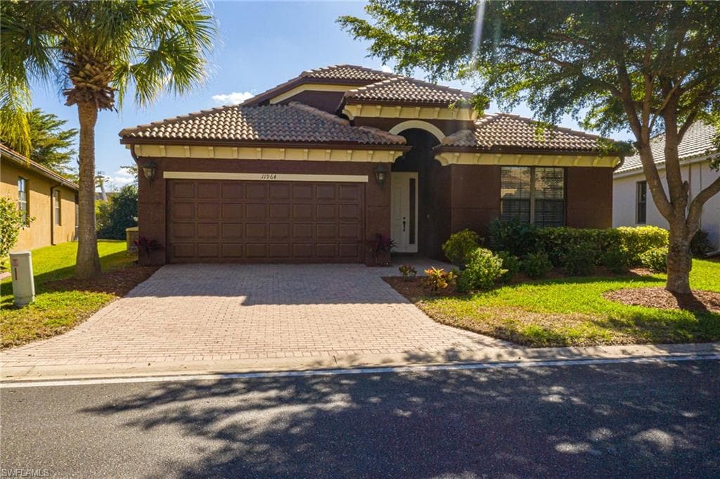 11964 Country Day CIR FORT MYERS, FL 33913