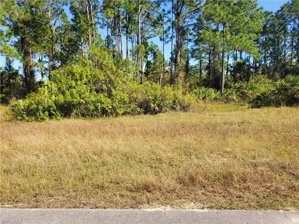 181 Karlow AVE LEHIGH ACRES, FL 33974