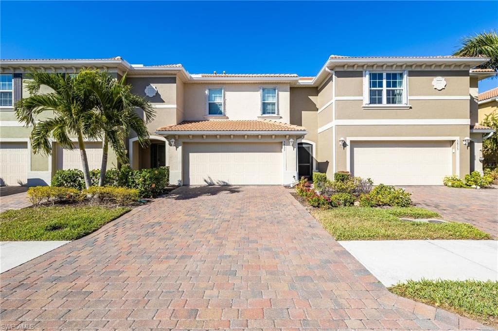 3851 Tilbor CIR FORT MYERS, FL 33916