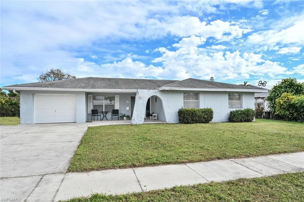 3420 Balboa CIR W NAPLES, FL 34105
