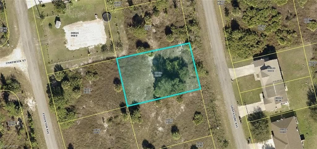 954 Graystone AVE LEHIGH ACRES, FL 33974