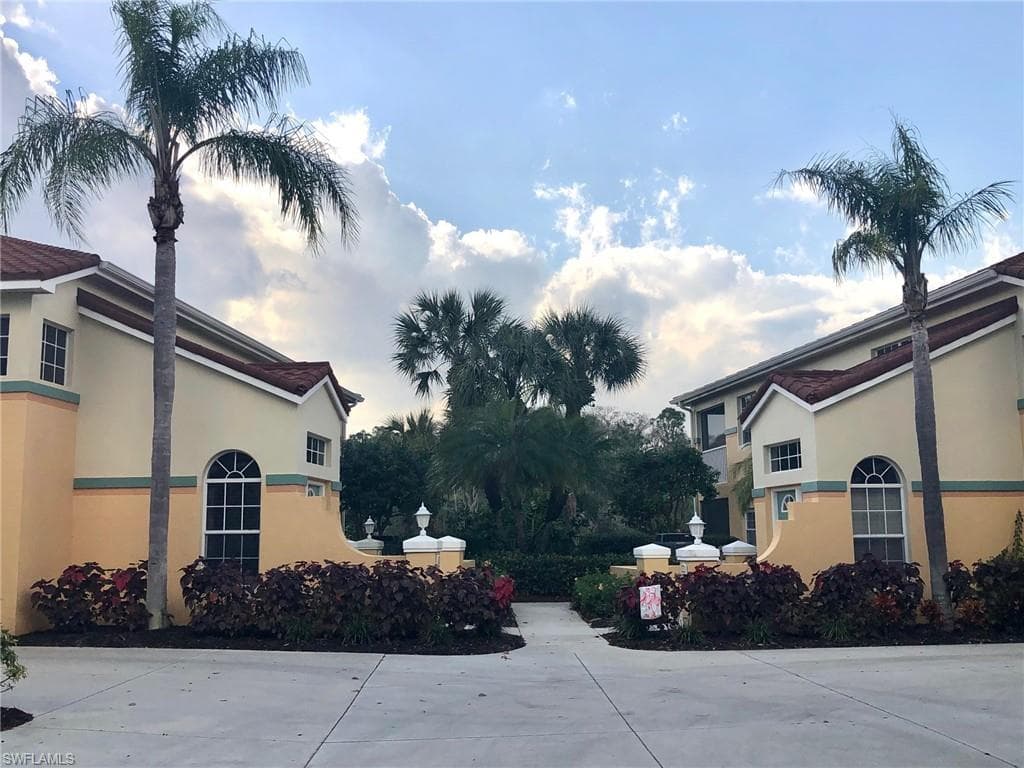 10771 Crooked River RD 103 ESTERO, FL 34135