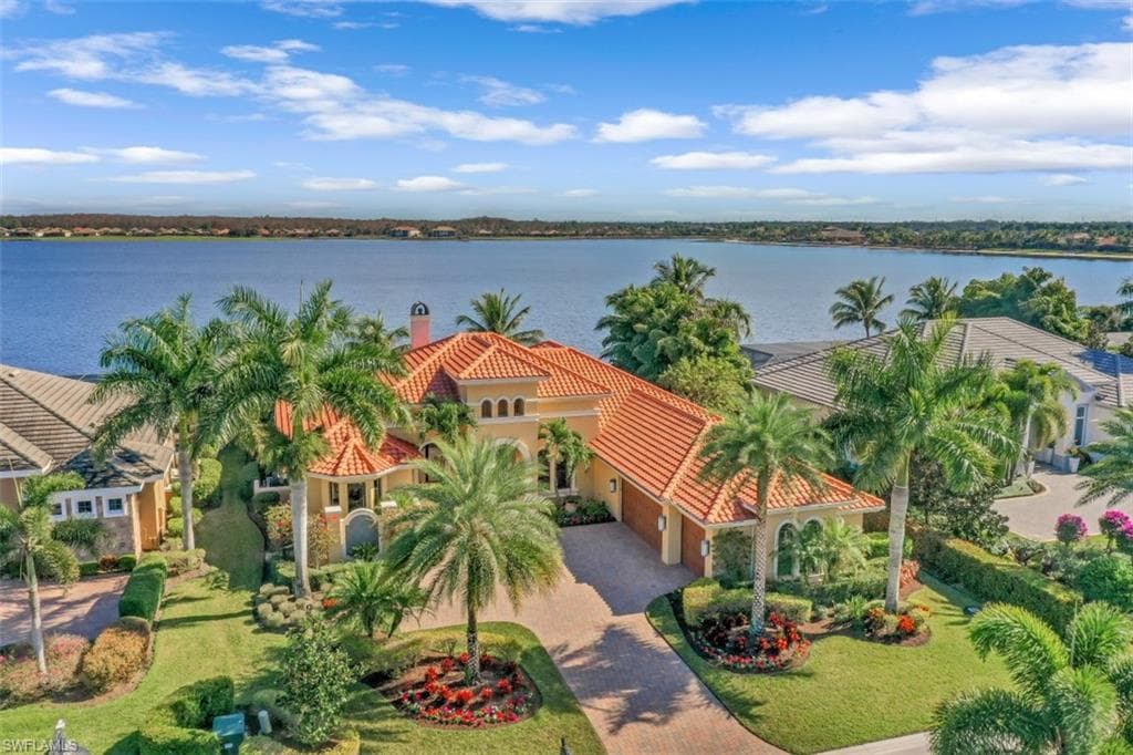 9262 Marble Stone DR NAPLES, FL 34120