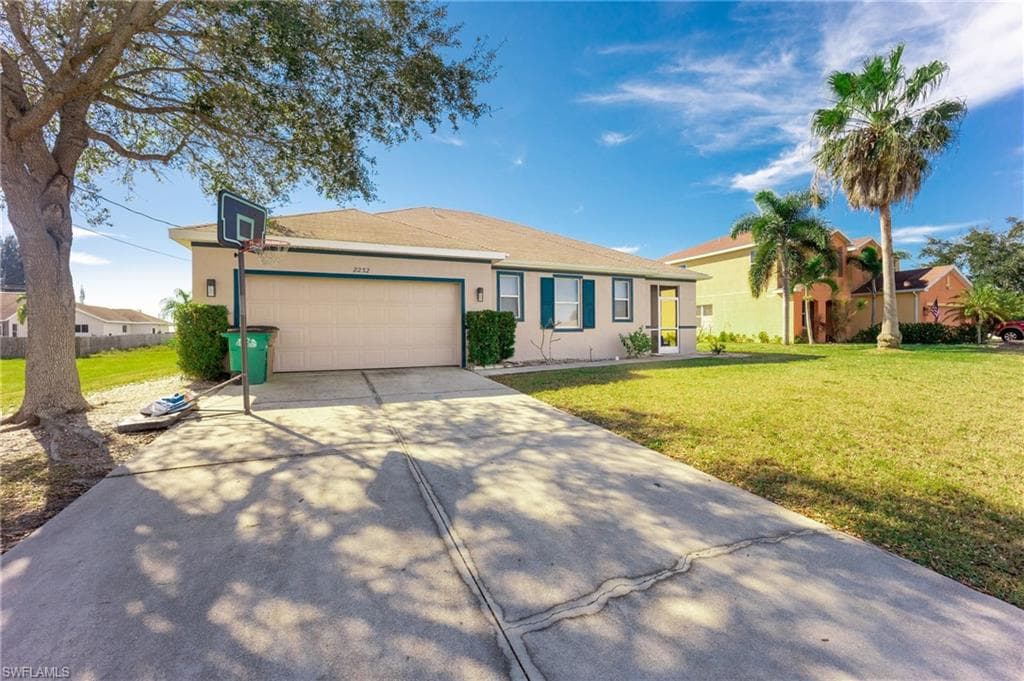2232 NW Embers TER CAPE CORAL, FL 33993