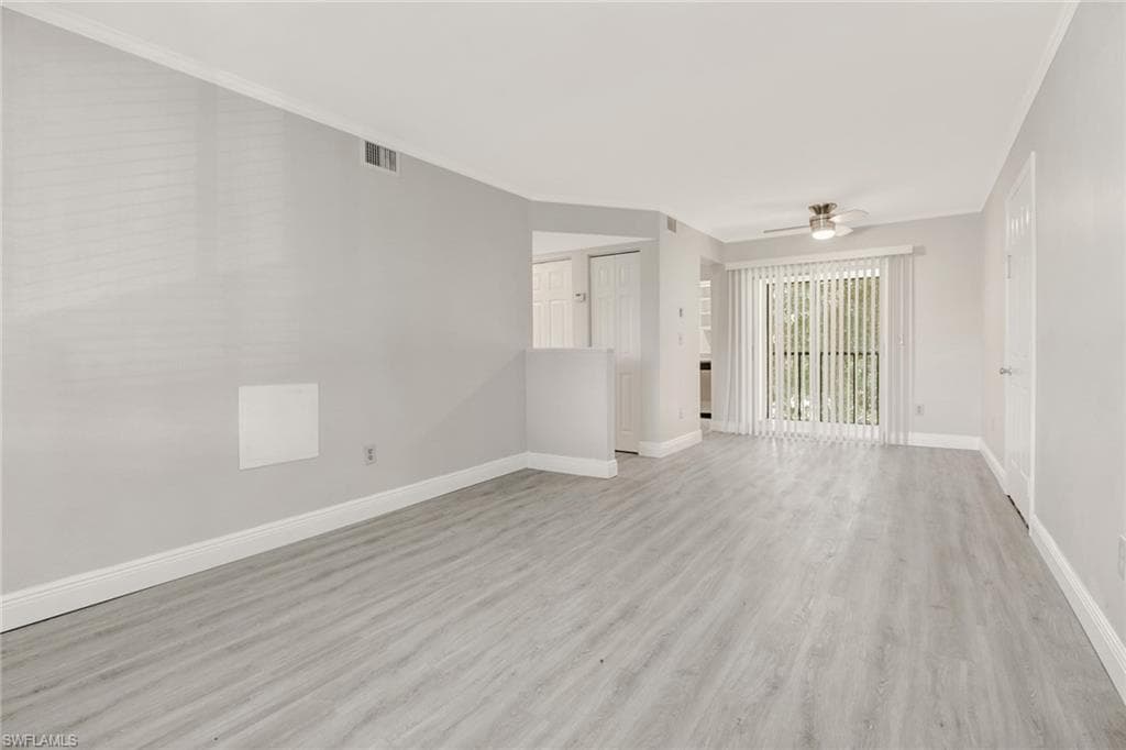 1430 Green Valley CIR 703 NAPLES, FL 34104