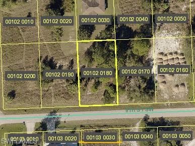 3814 9th ST SW LEHIGH ACRES, FL 33976