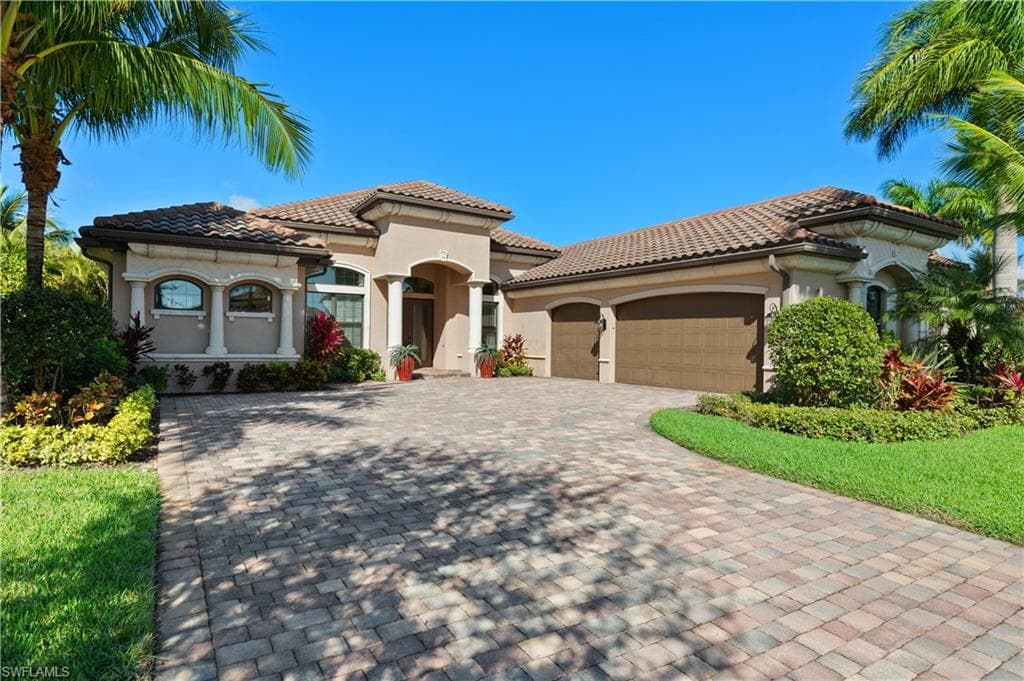 3313 Runaway LN NAPLES, FL 34114