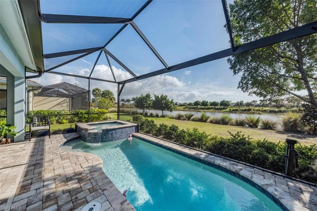5708 Highbourne DR NAPLES, FL 34113