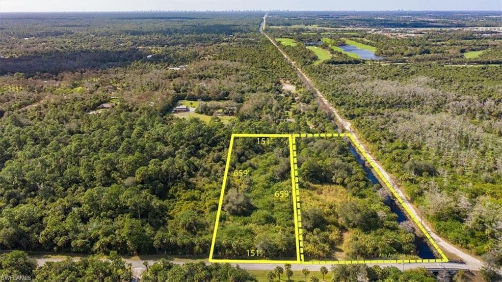 13th ST NW NAPLES, FL 34120