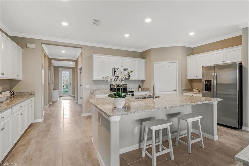 2236 Dancy ST NAPLES, FL 34120