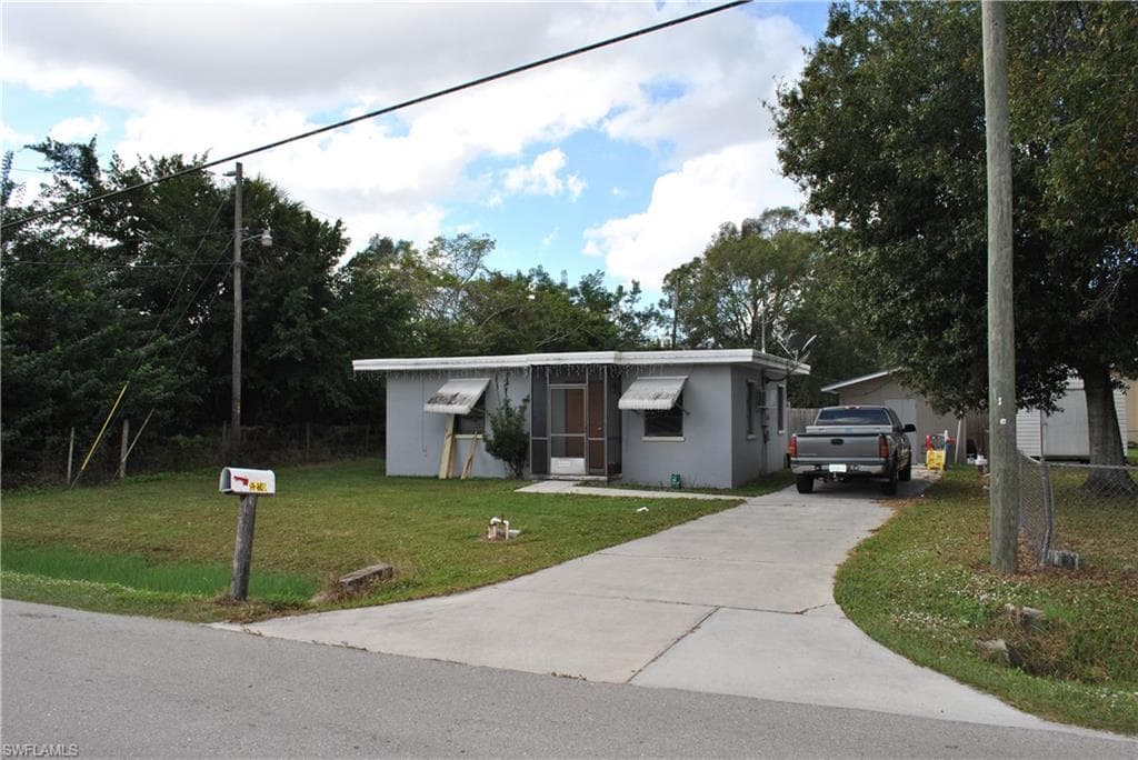 5230 Staley RD FORT MYERS, FL 33905