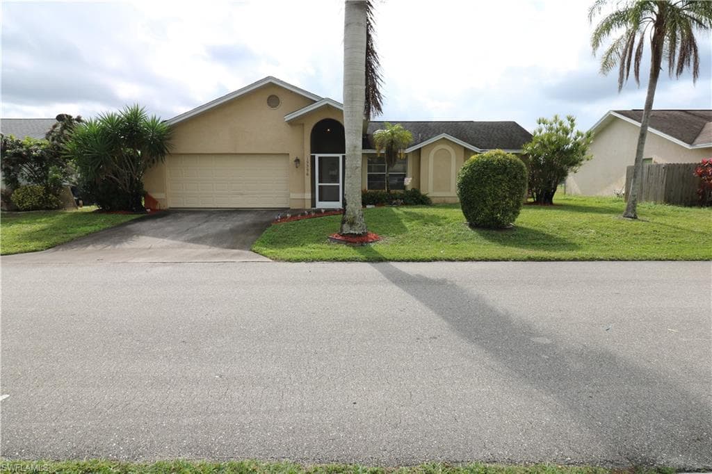 19396 Orchidtree CT LEHIGH ACRES, FL 33936