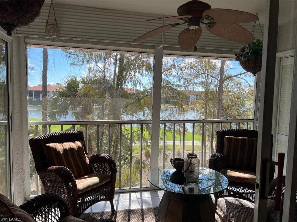 7320 Glenmoor LN 2304 NAPLES, FL 34104