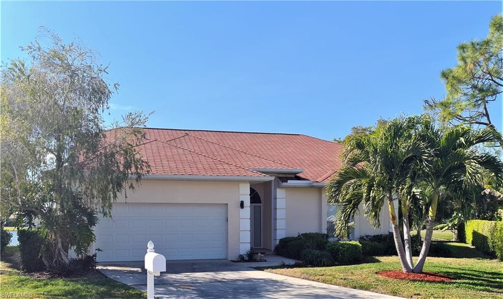 1809 Downing CT NAPLES, FL 34112