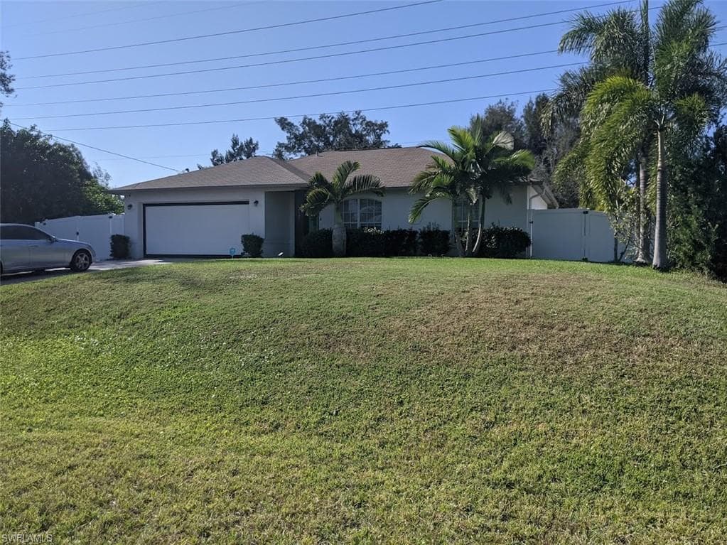 218 SW 24th AVE CAPE CORAL, FL 33991