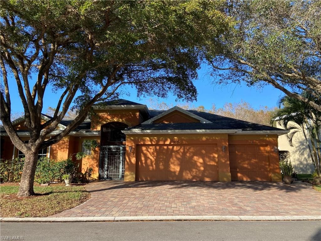 22902 Forest Ridge DR ESTERO, FL 33928