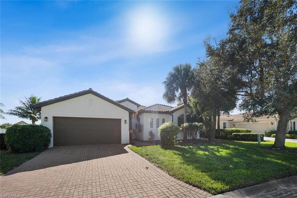 12114 Ledgewood CIR FORT MYERS, FL 33913