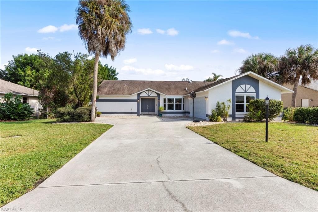 19185 Pine Run LN FORT MYERS, FL 33967