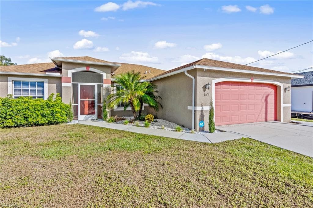 1401 10th ST CAPE CORAL, FL 33993