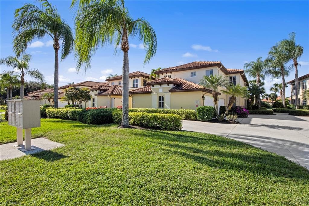 20659 Wildcat Run DR 102 ESTERO, FL 33928