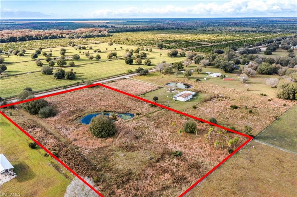 Silver Lake RD LABELLE, FL 33935