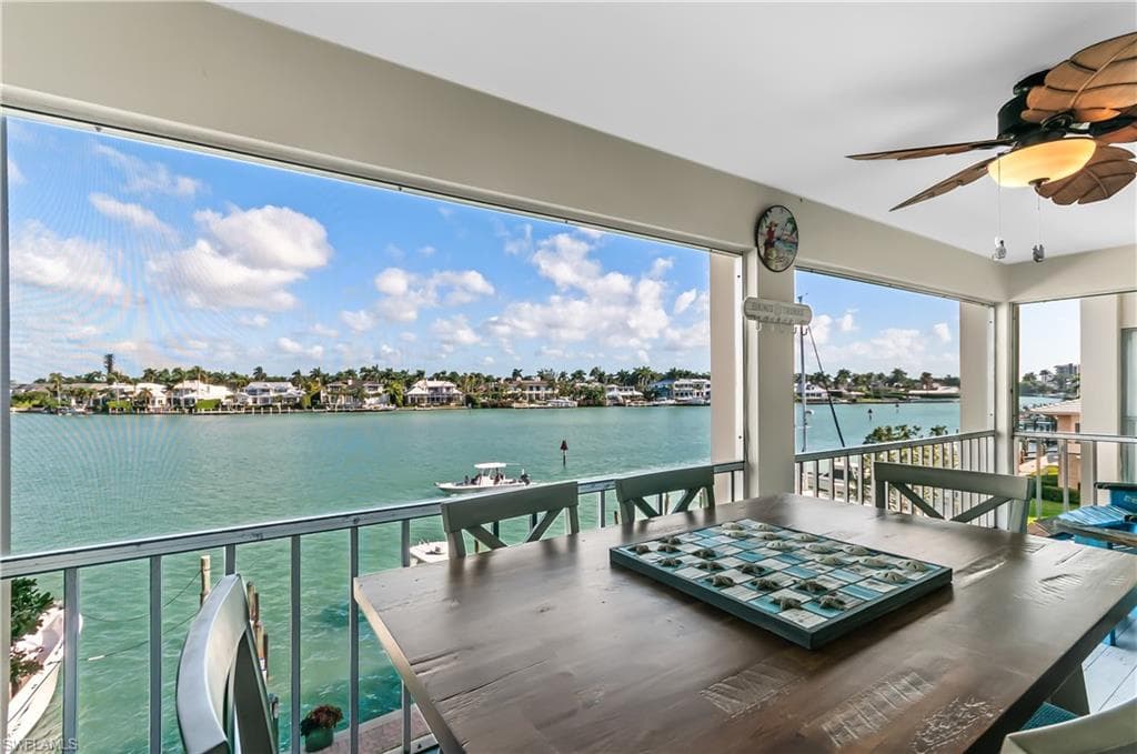 2600 Gulf Shore BLVD N 31 NAPLES, FL 34103