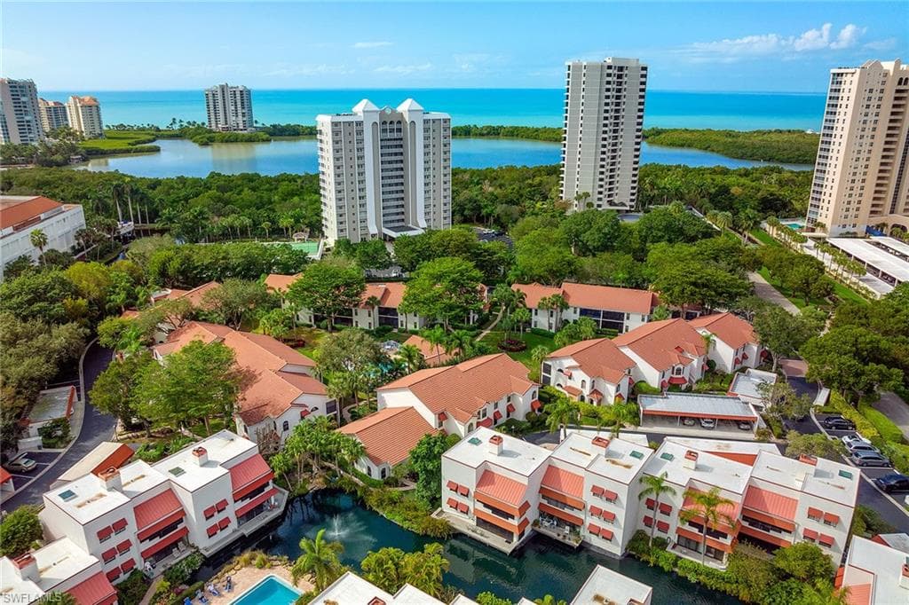 539 Serendipity DR 539 NAPLES, FL 34108