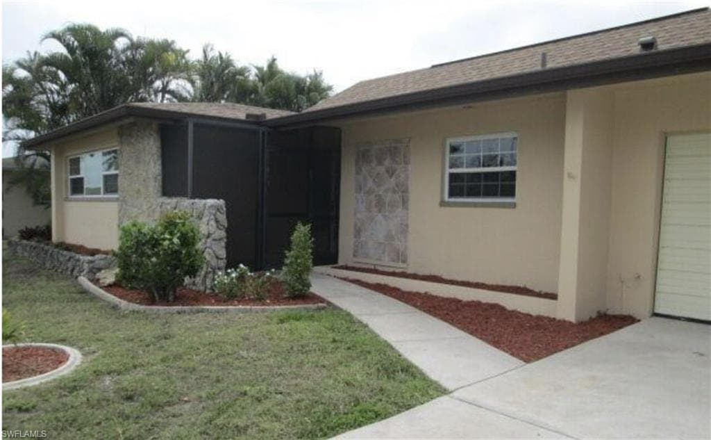 928 SE 43rd TER CAPE CORAL, FL 33904