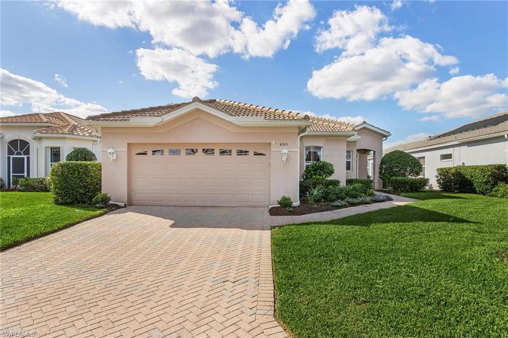 8345 Gleneagle WAY NAPLES, FL 34120