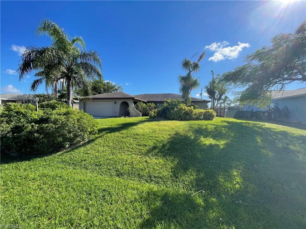 1322 SE 35th TER CAPE CORAL, FL 33904