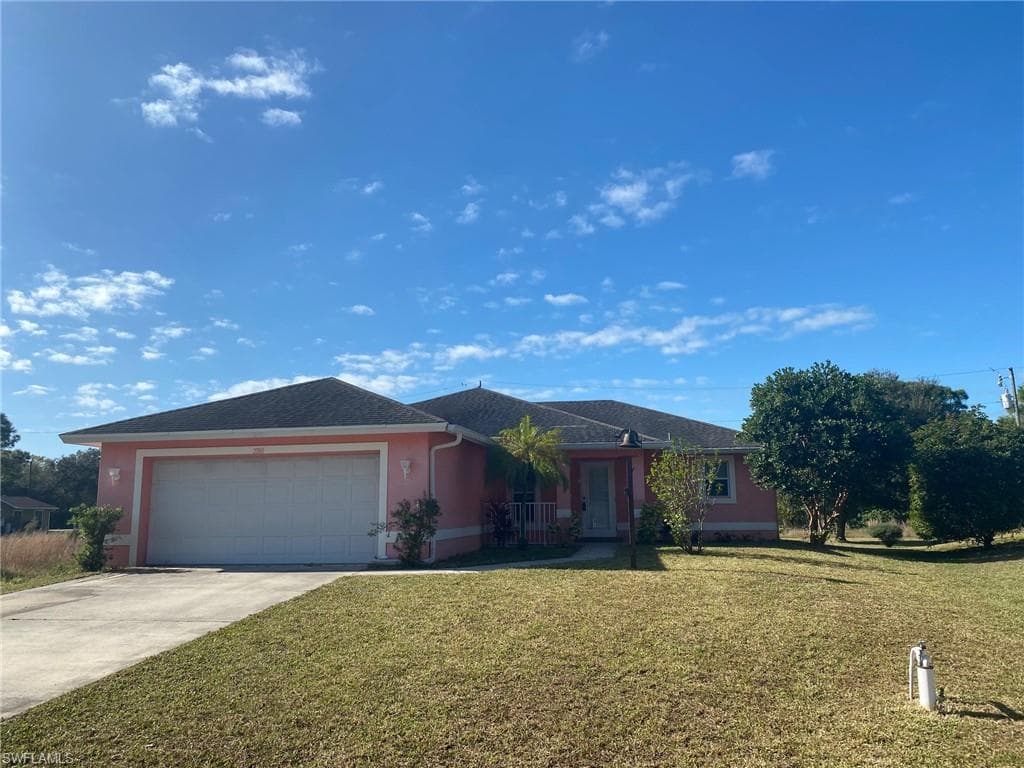 2180 Lincoln Park AVE ALVA, FL 33920
