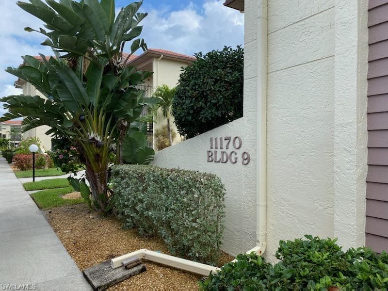 11170 Caravel CIR 107 FORT MYERS, FL 33908