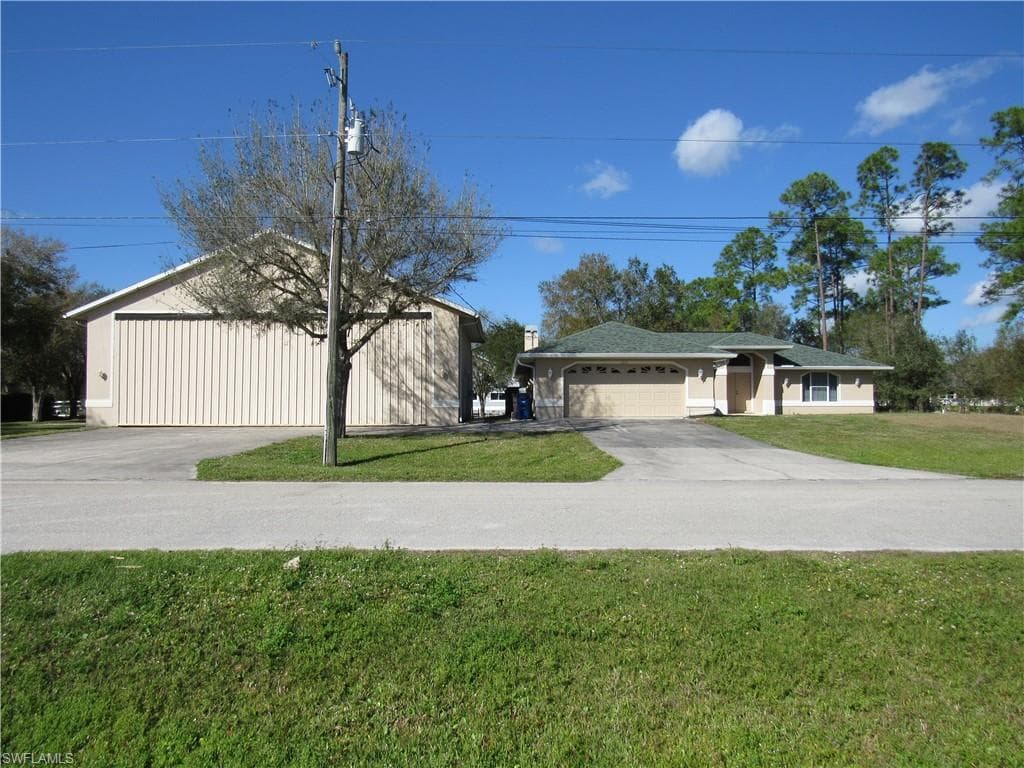 6850 Cadet AVE FORT MYERS, FL 33905