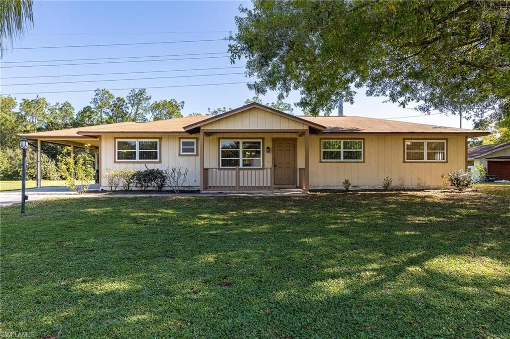 6477 Scott LN FORT MYERS, FL 33966