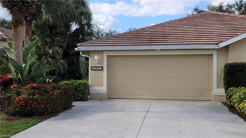 12517 Stone Valley LOOP FORT MYERS, FL 33913
