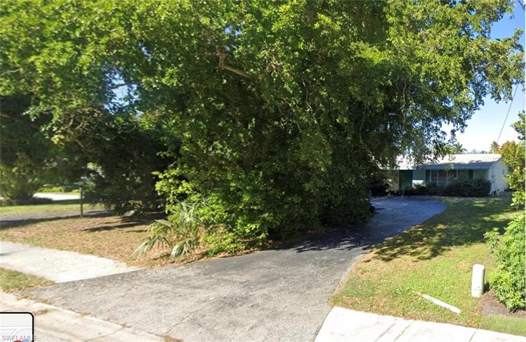 383 Mooring Line DR NAPLES, FL 34102