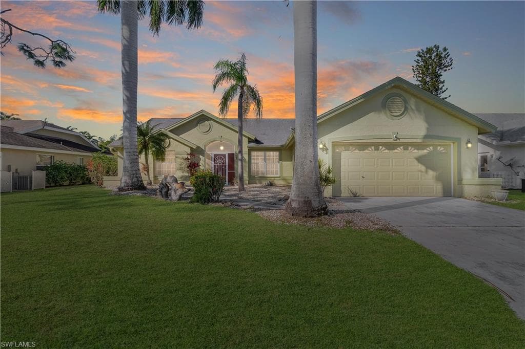 22632 Forest View DR ESTERO, FL 33928