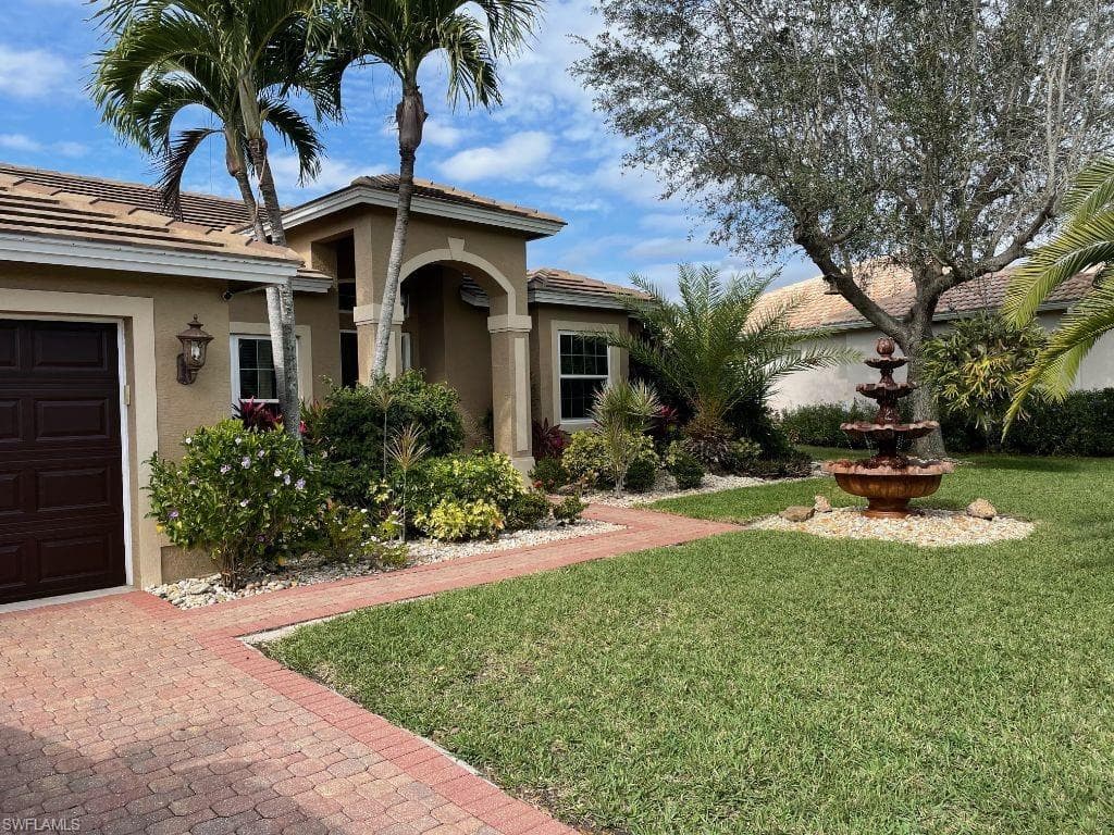3401 Mystic River DR NAPLES, FL 34120