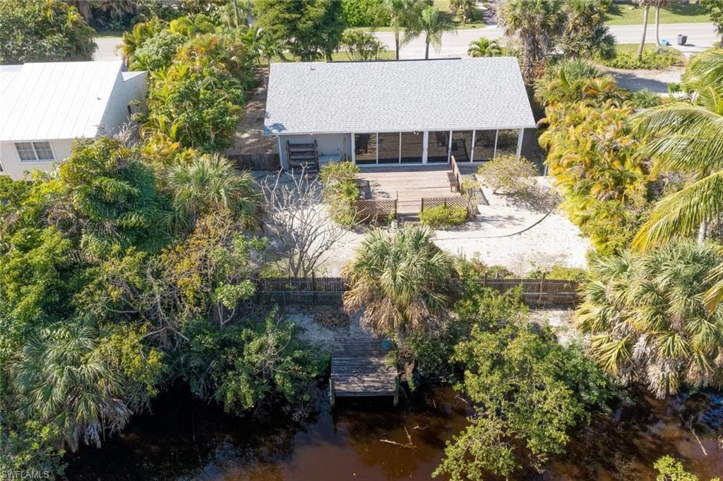852 Rabbit RD SANIBEL, FL 33957