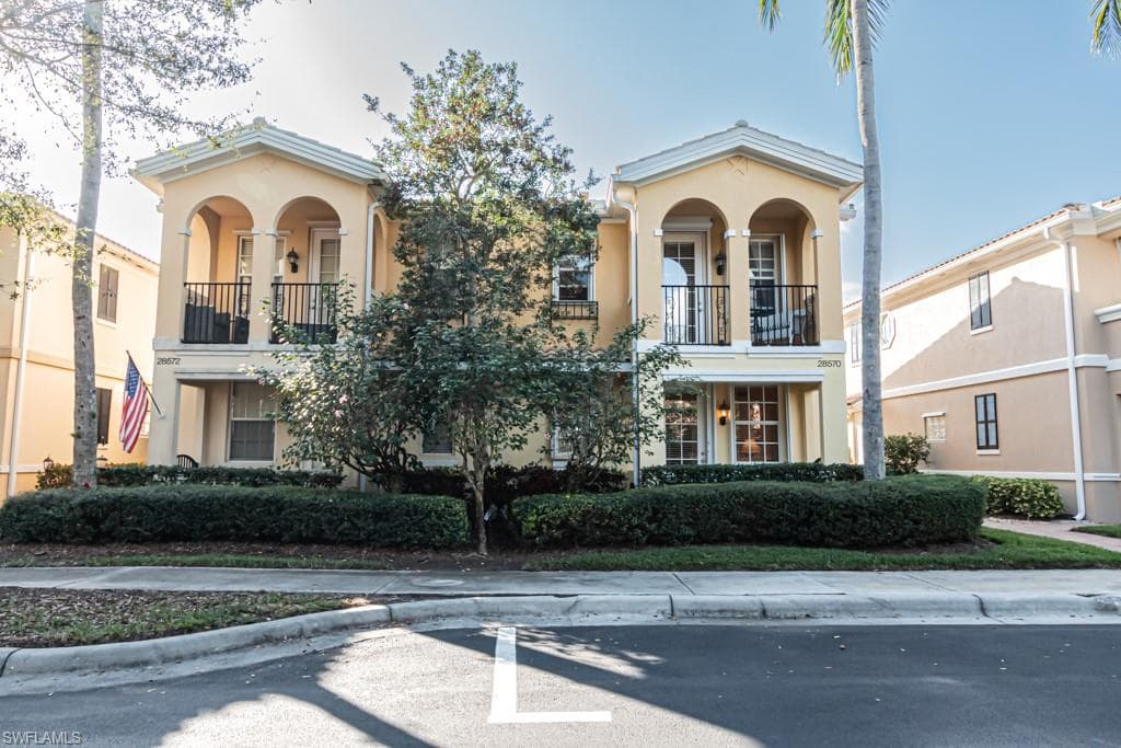 28570 Alessandria CIR BONITA SPRINGS, FL 34135