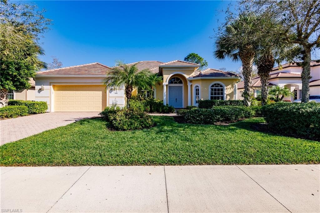 388 Cypress WAY W