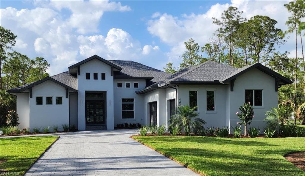 4423 7th AVE SW NAPLES, FL 34119