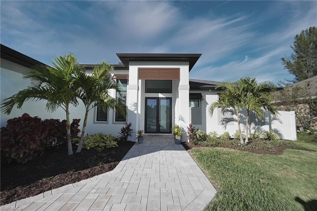 217 SW 21st ST CAPE CORAL, FL 33991