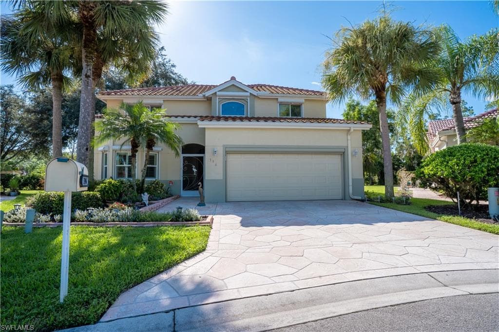 396 Pindo Palm DR NAPLES, FL 34104