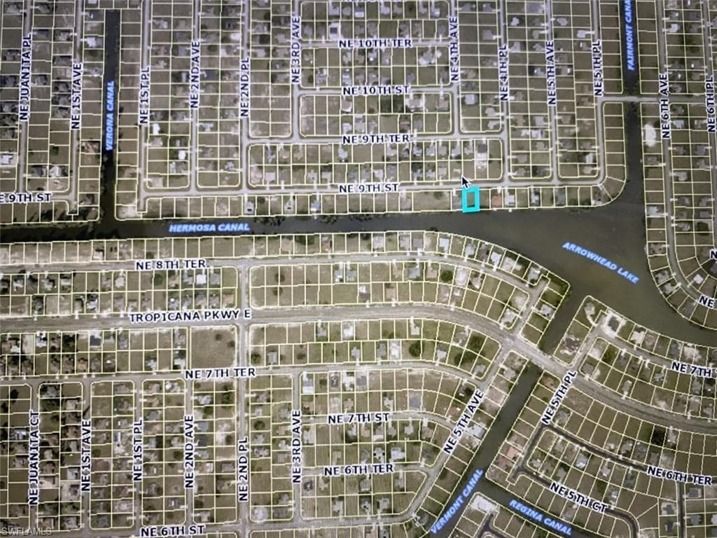 408 NE 9th ST CAPE CORAL, FL 33909