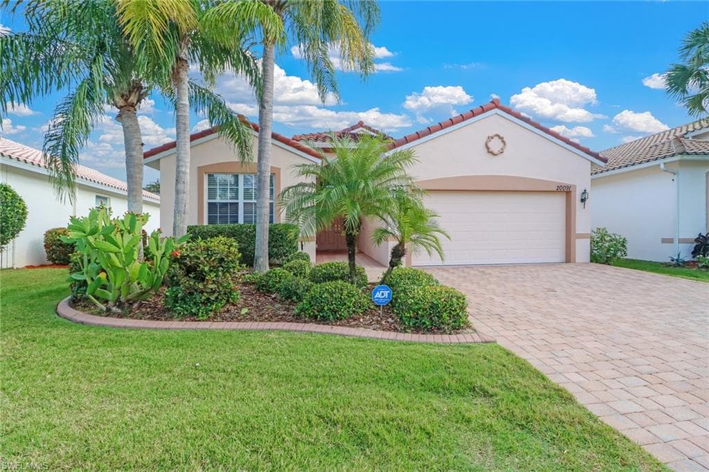 20091 Ballylee CT ESTERO, FL 33928