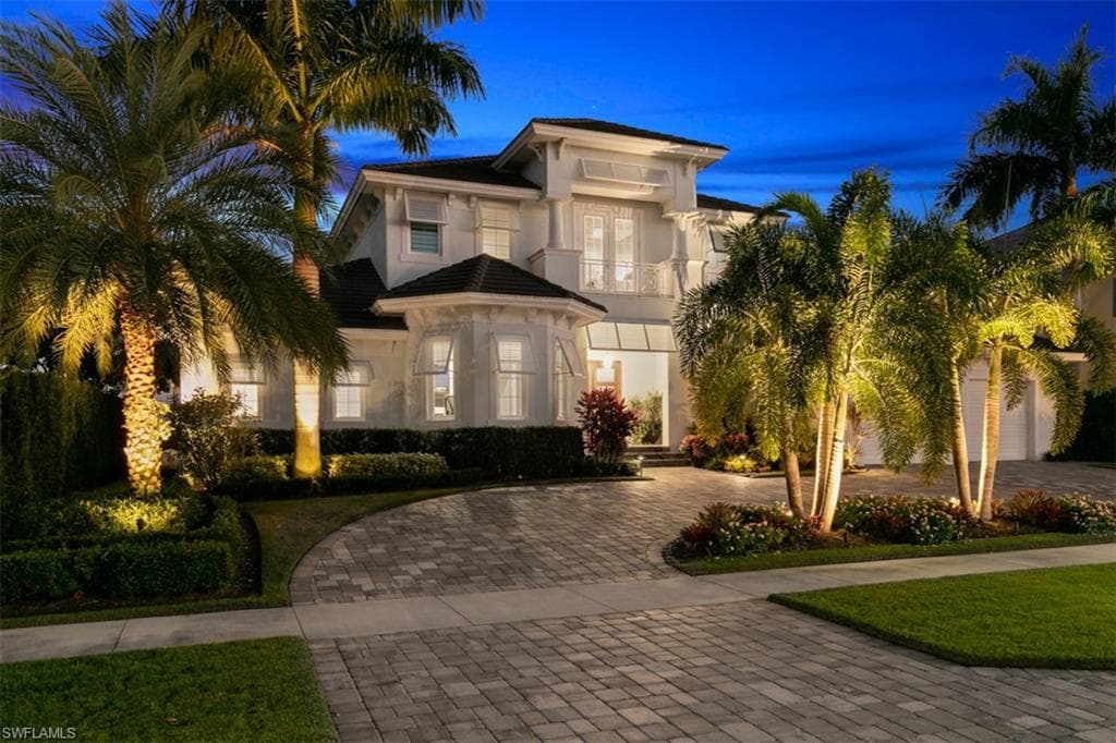 1285 Martinique CT MARCO ISLAND, FL 34145