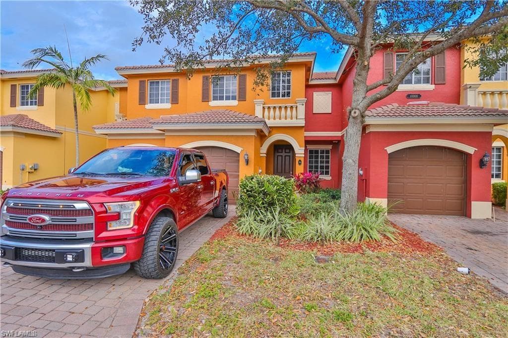 10300 Olivewood WAY 70 ESTERO, FL 33928