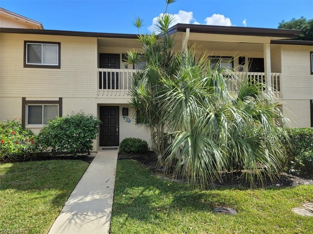 5711 Foxlake DR 3 NORTH FORT MYERS, FL 33917
