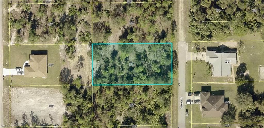 711 North AVE LEHIGH ACRES, FL 33972